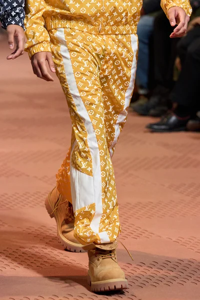 Look 122